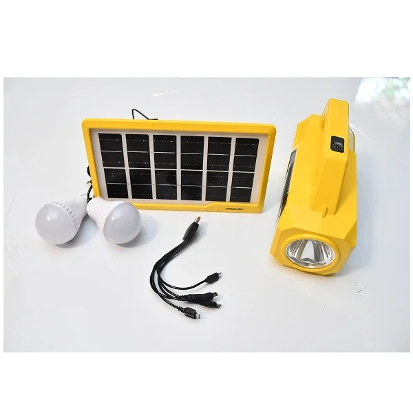 Deux ampoules LED à faible consommation d'énergie incluses dans le kit solaire MEWE MWSLK-SV13Y